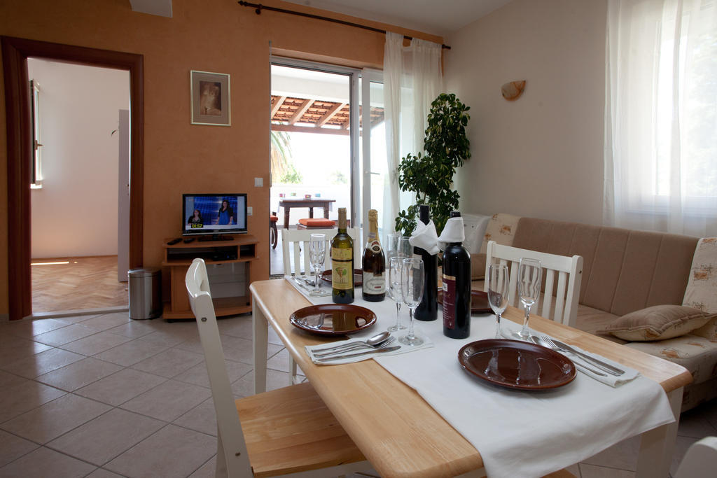 Yacht Beach Apartments Kaštela Kültér fotó