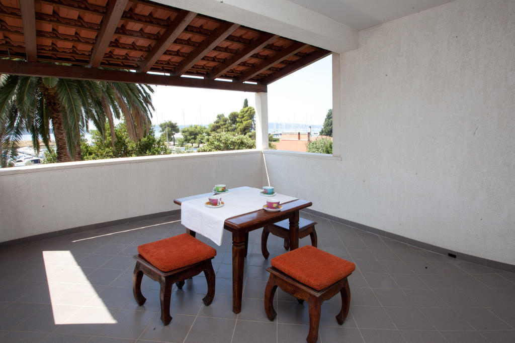 Yacht Beach Apartments Kaštela Kültér fotó
