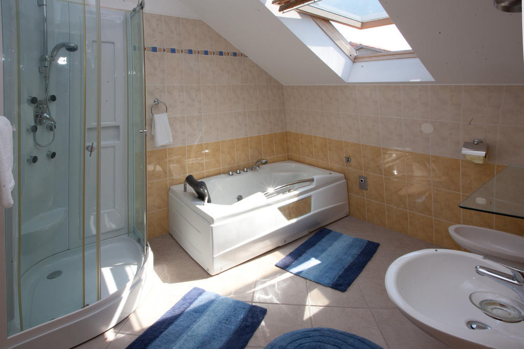 Yacht Beach Apartments Kaštela Kültér fotó